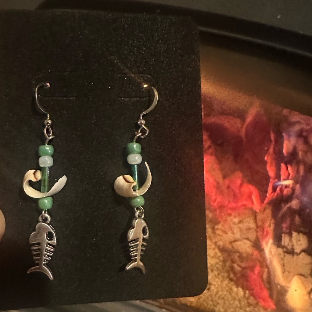 “Filet & Release” Earring set - Picture 3 of 3